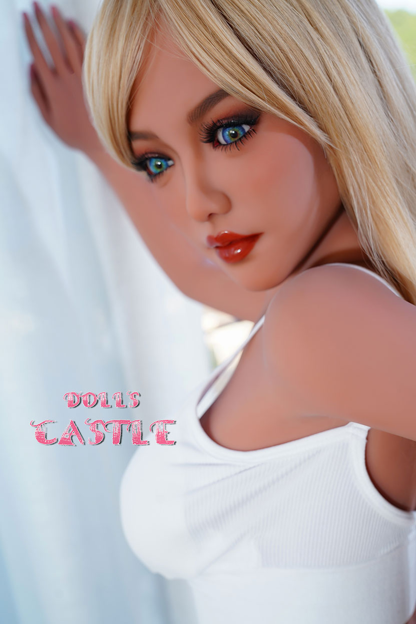 Love Doll Daniela | Sexy Blonde