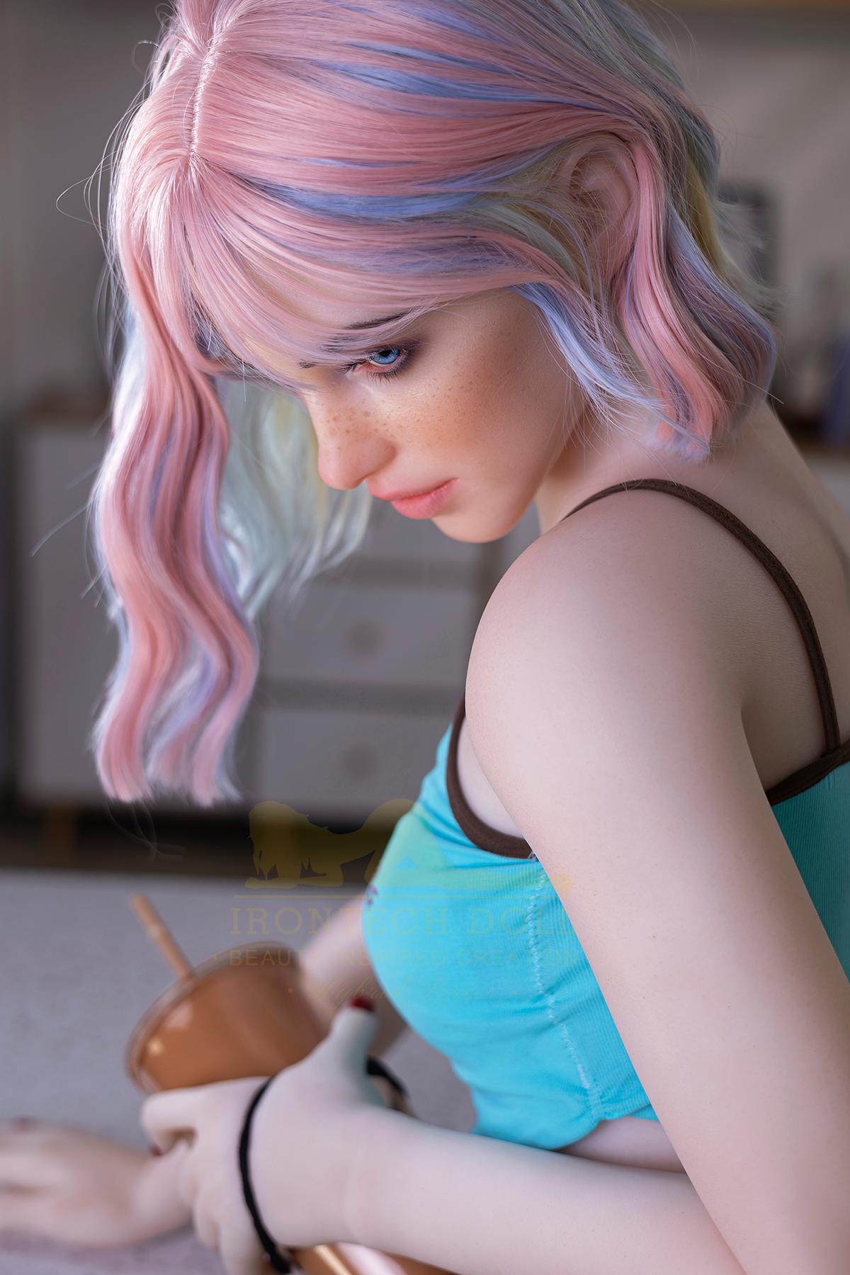 silicone sexdoll Giggi | sexdoll with pink hair 