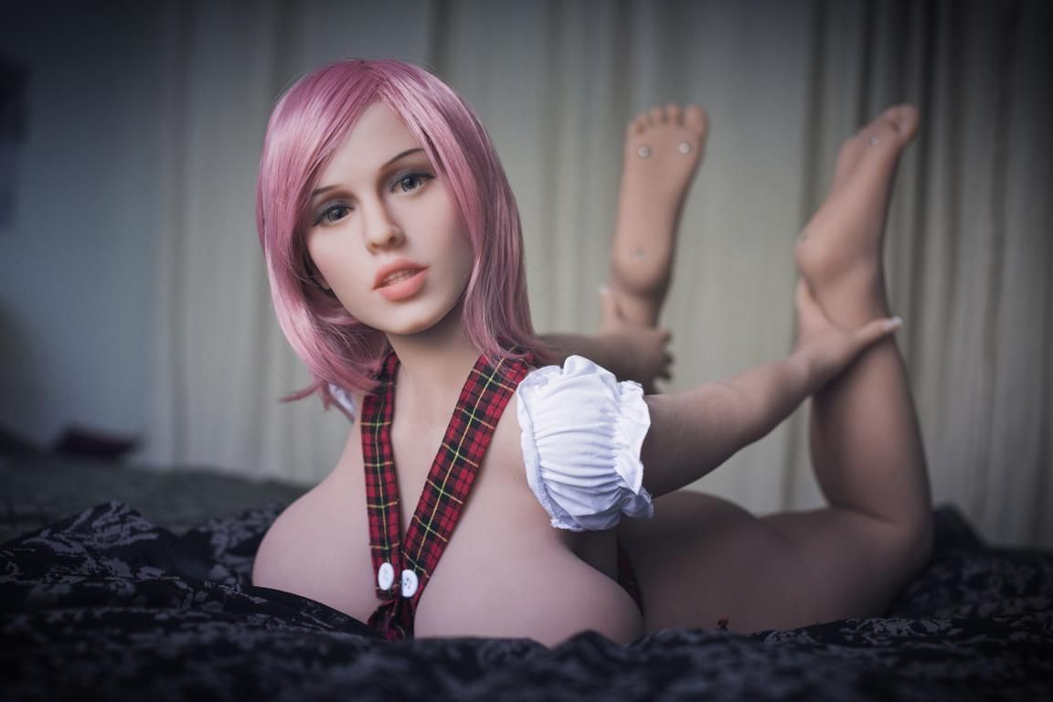 Premium TPE sexdoll-Melanie-Legs-back