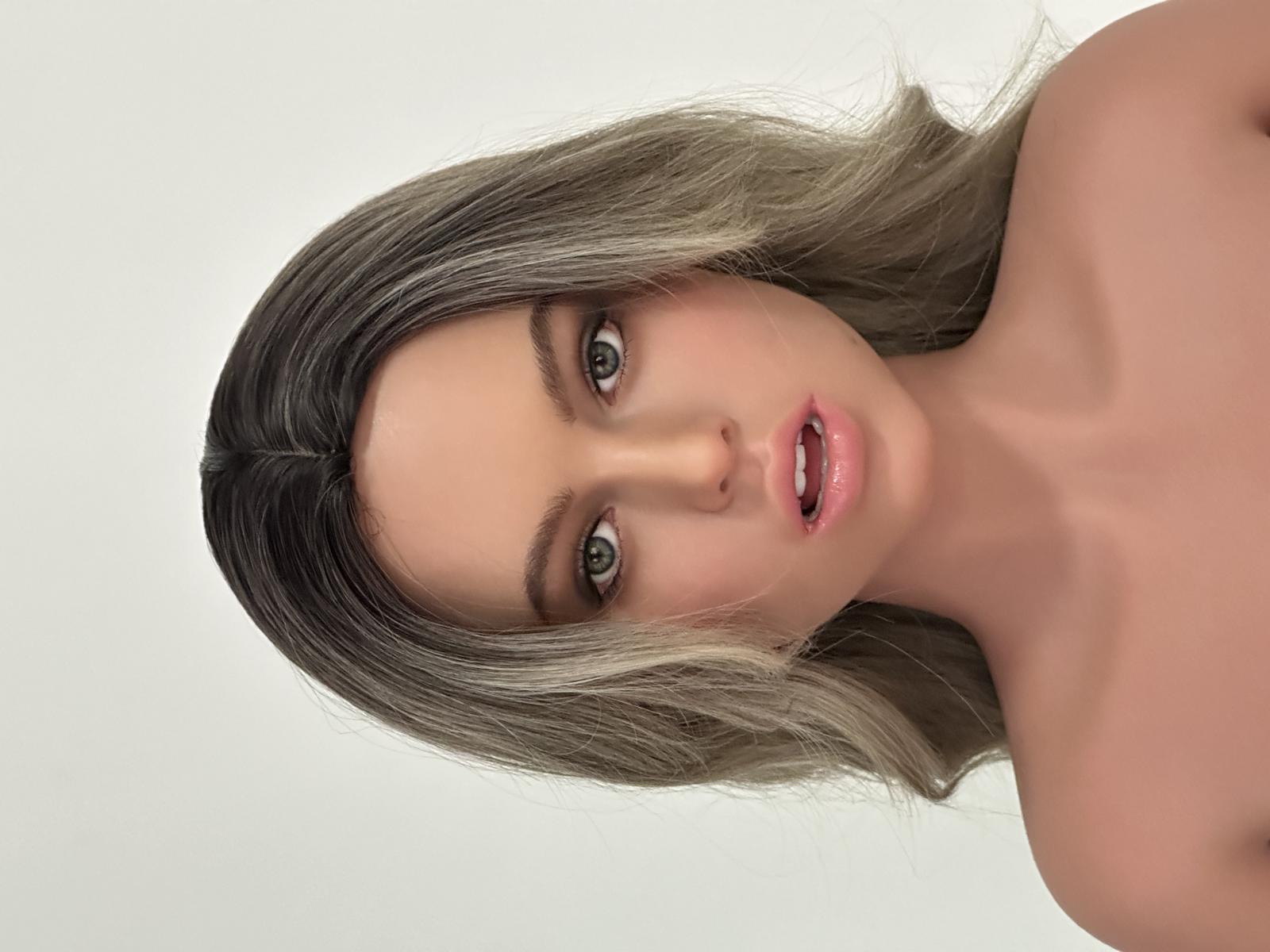 Silicone sex doll Rose | Super discreet delivery 