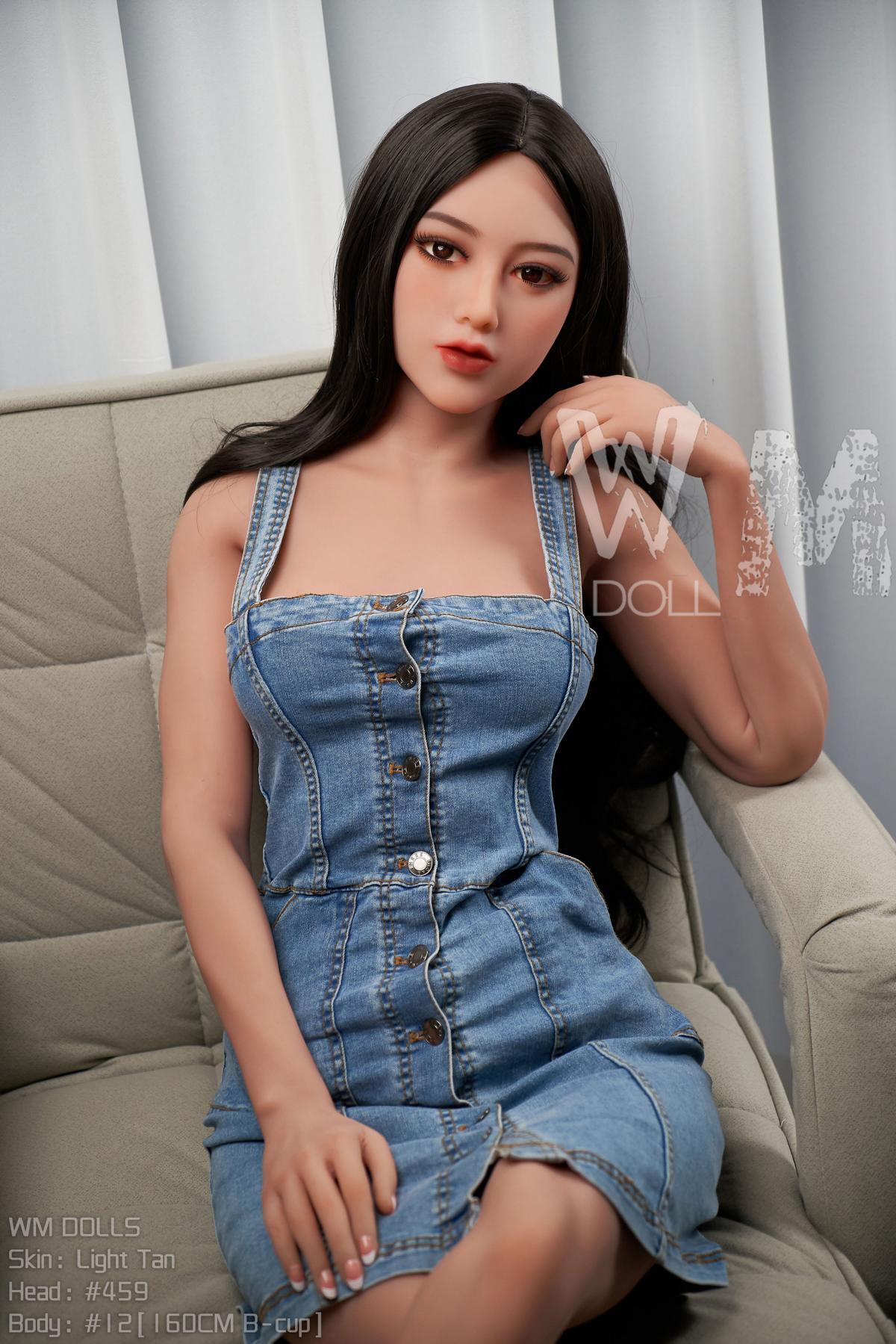 Sex doll Leya