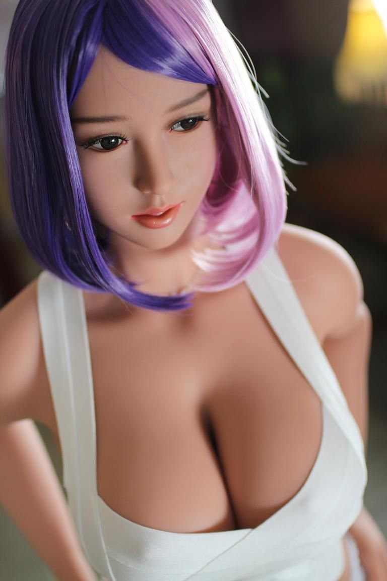 Adriana Premium TPE sex doll