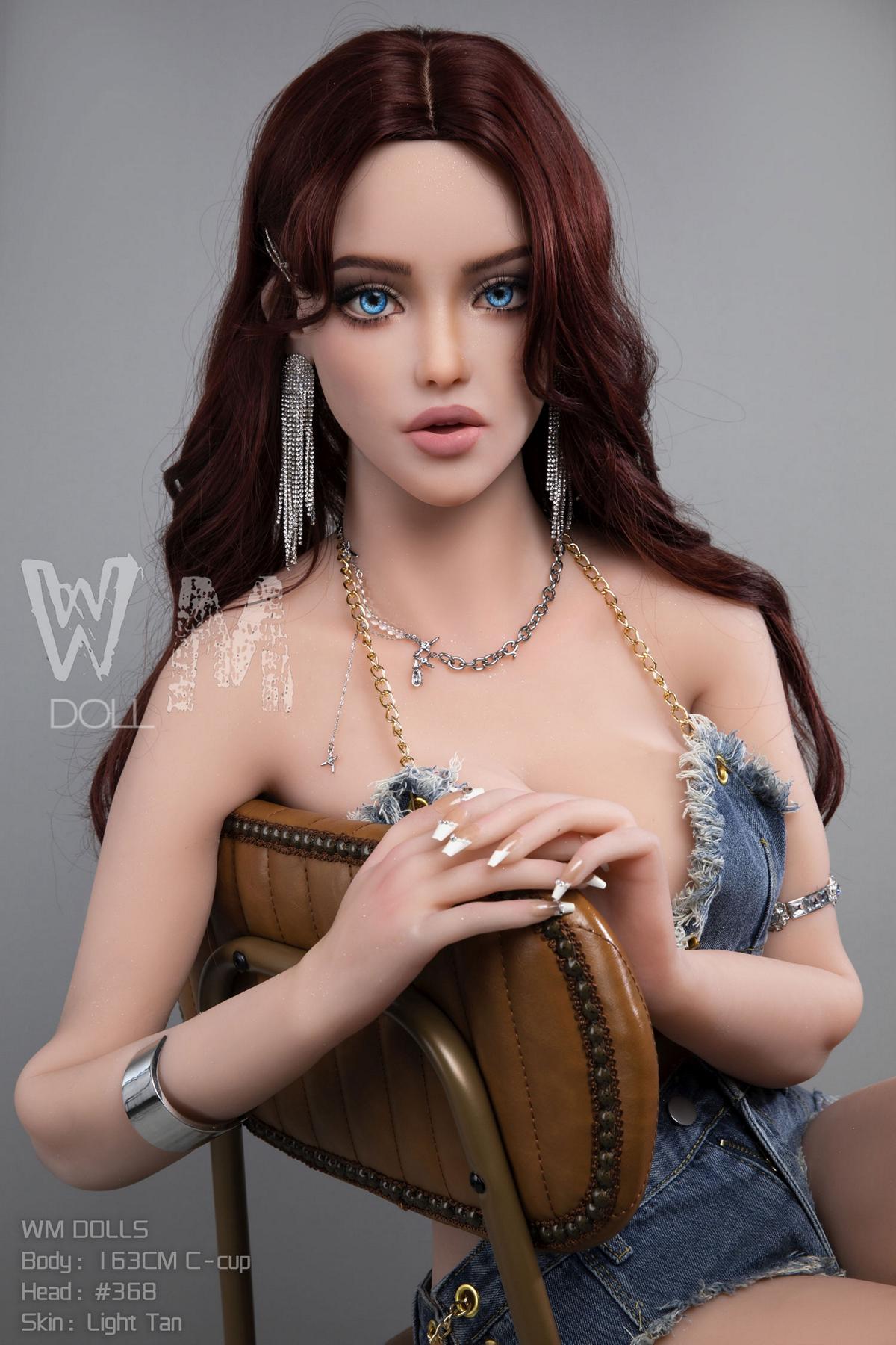 Sex doll Tizzi | Sexdoll with reddish hair