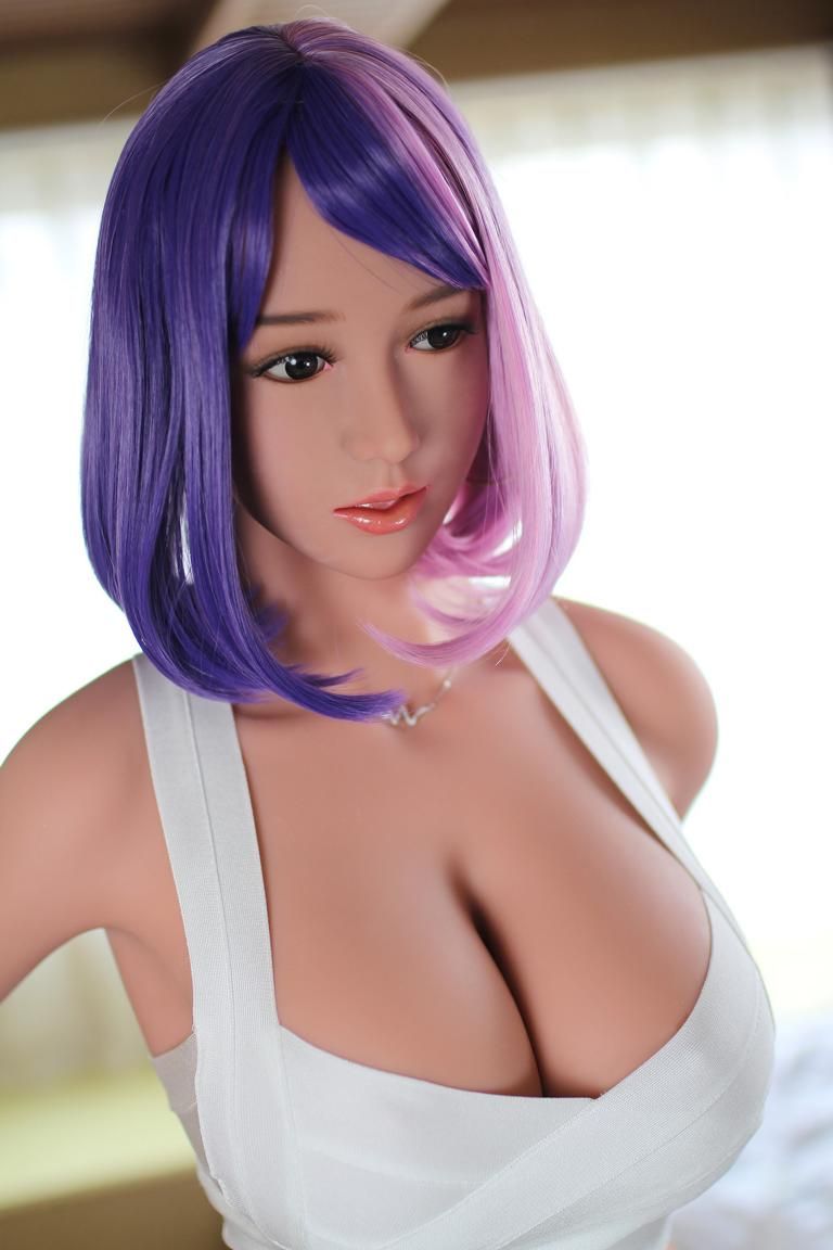 Adriana Premium TPE sex doll