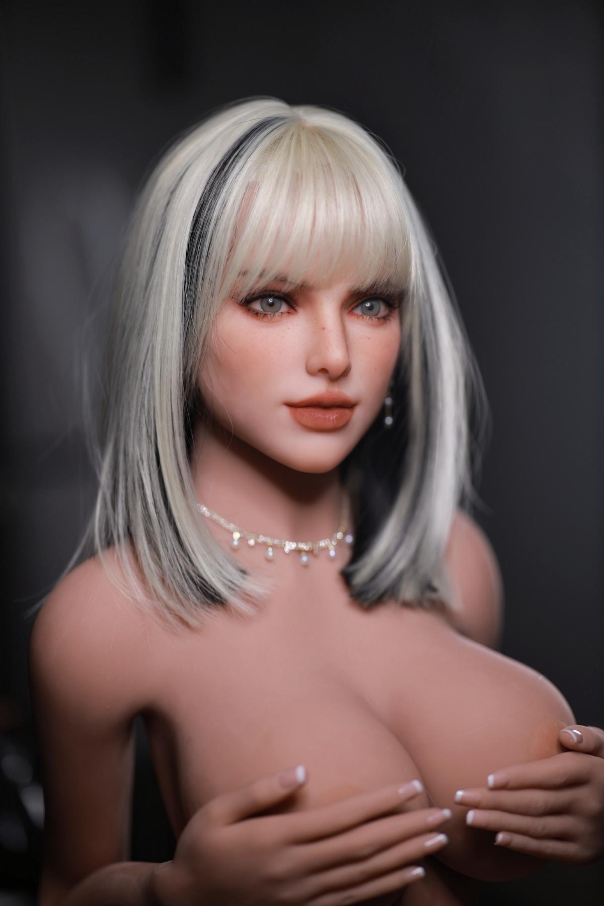 Fire-Doll 166cm ( 5ft4 ) Vinny