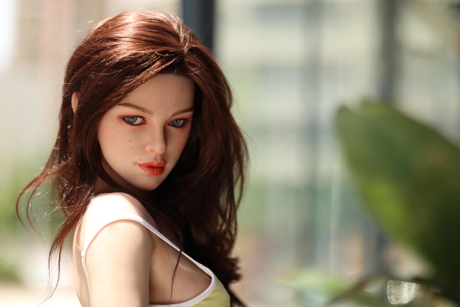Silicone sex doll Leonie | sexdoll with flat chest