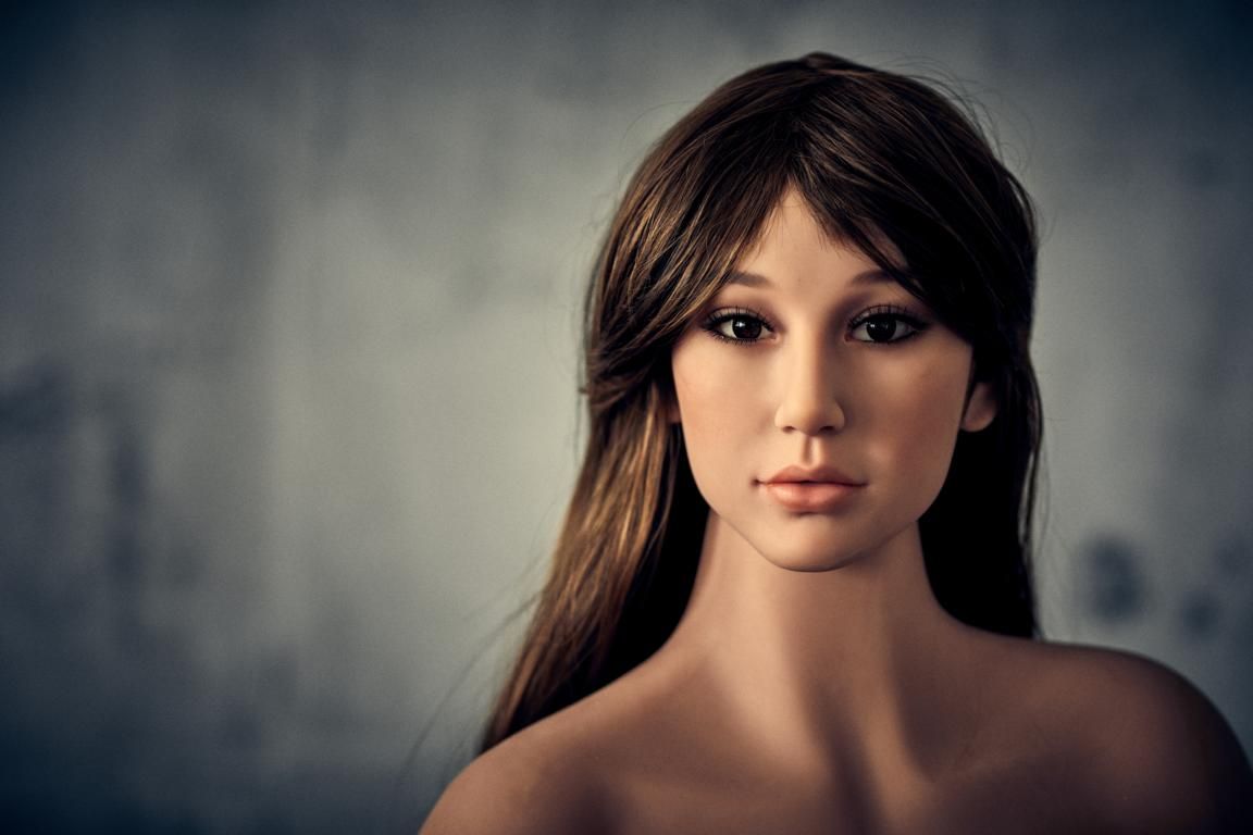 Real Doll Emba