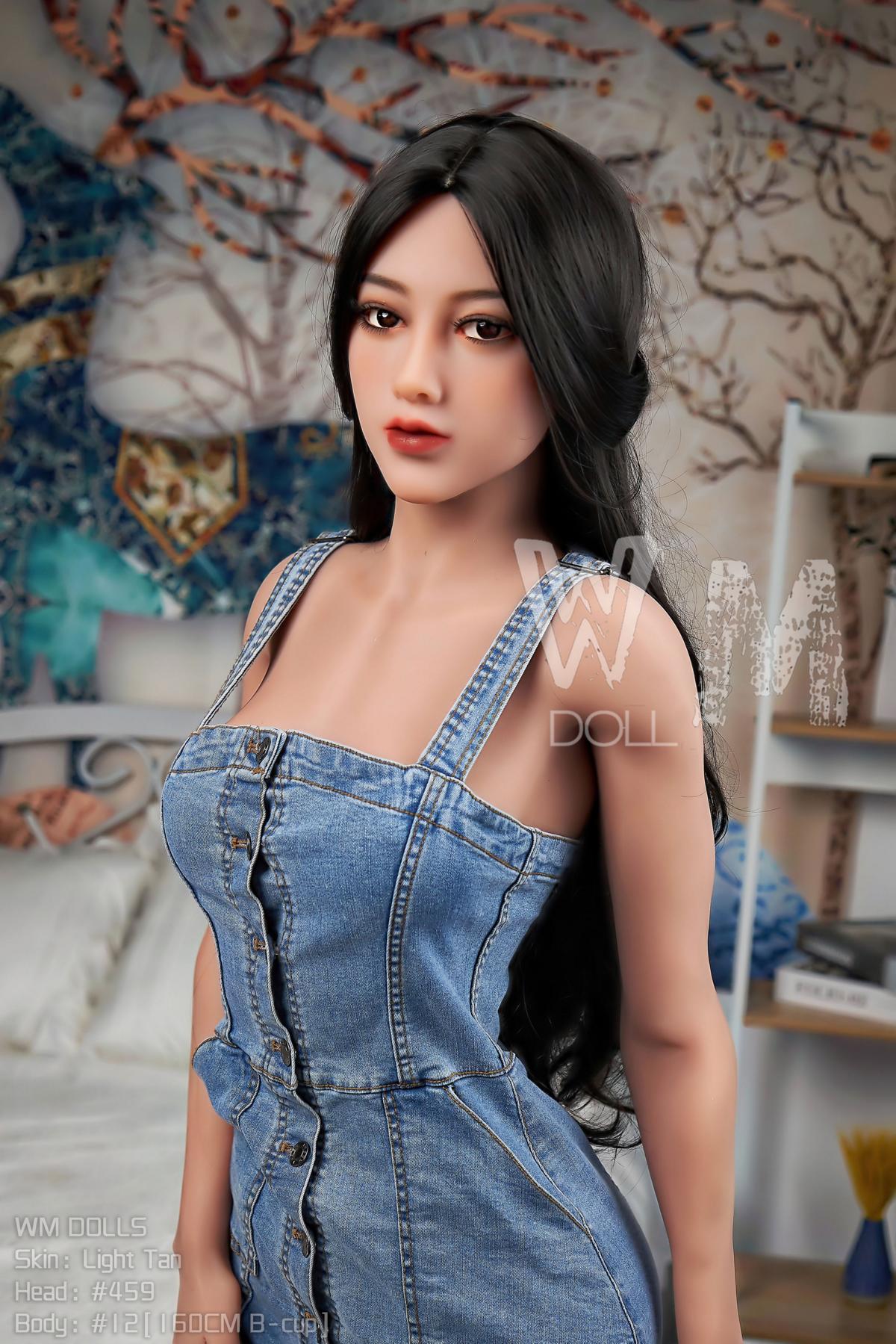 Sex doll Leya