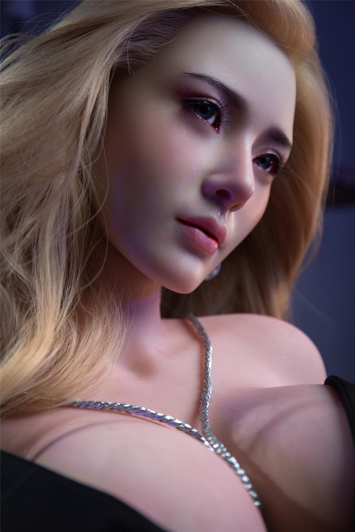 Sex doll Nelly | Hybrid Sexdoll