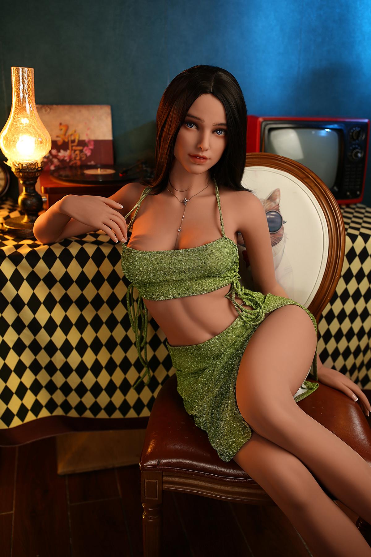 Sex doll Betty as pictured | Perma-Make Up!