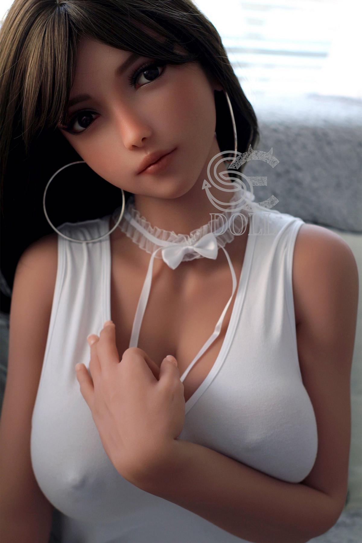 Sex doll Elanie | Cute teen sexdoll with big boobs