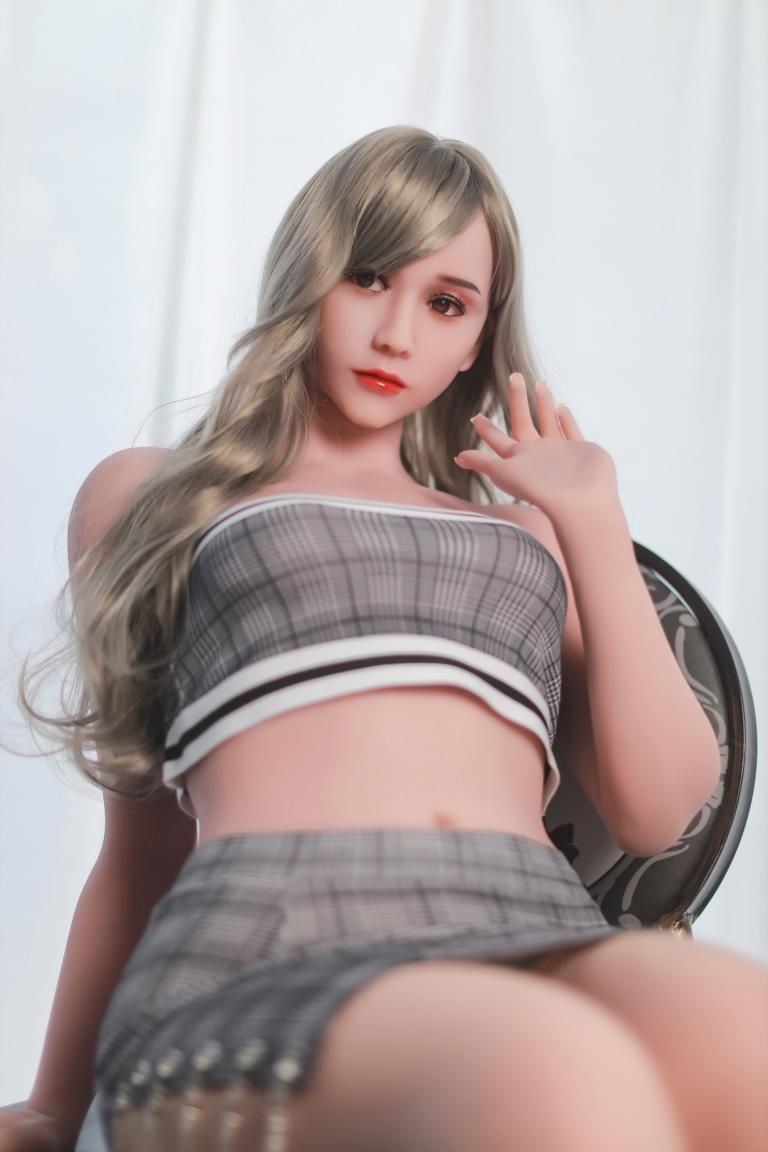 Wanja Premium TPE sex doll