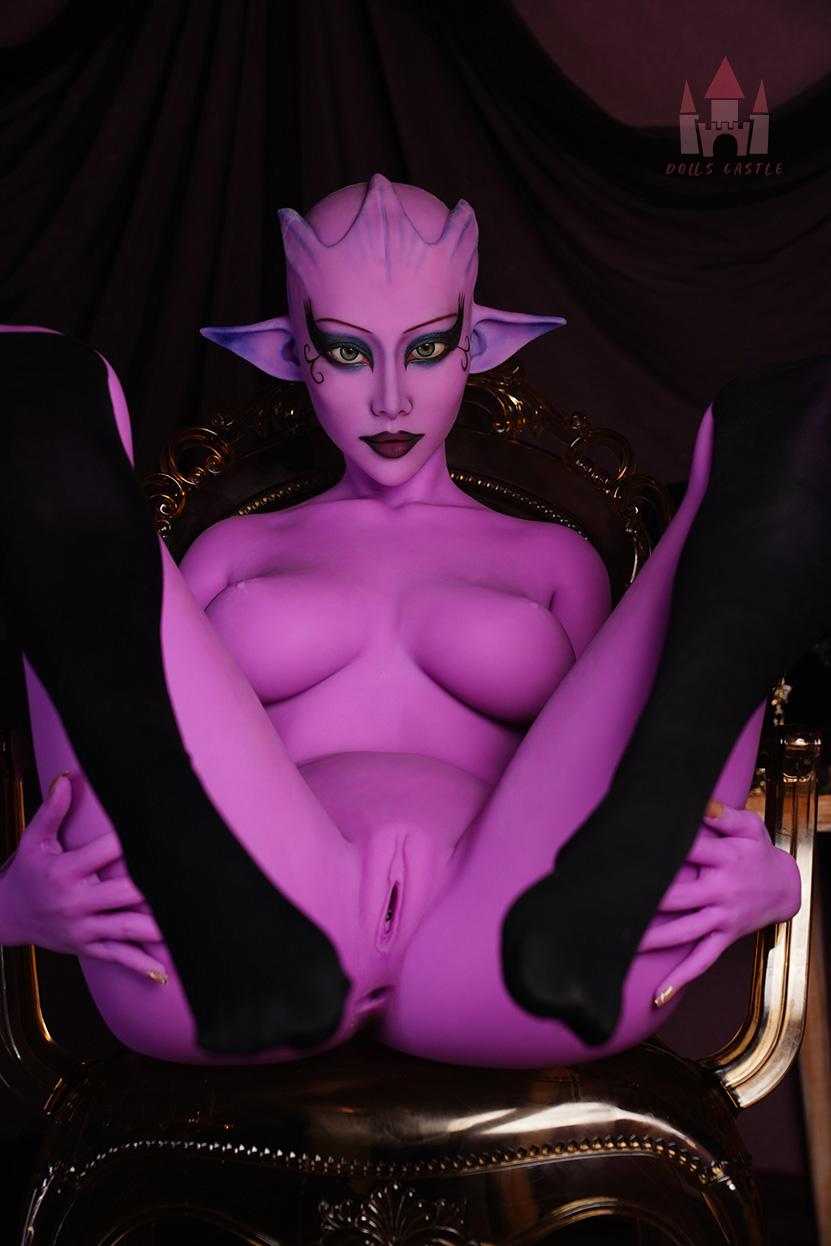 Fantasy Sexpuppe Serra | Exklusive Alien Sexdoll
