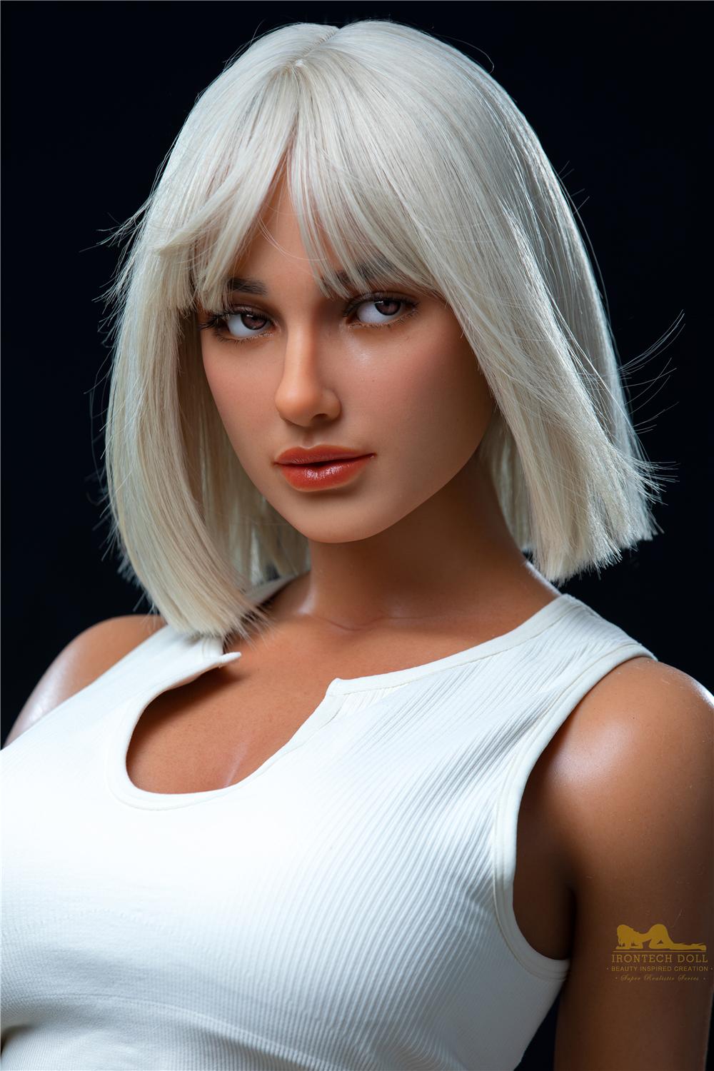 Real Doll Luna